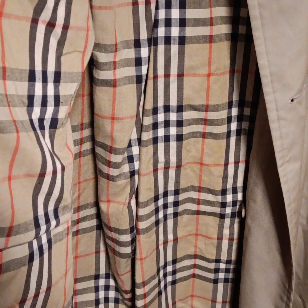 Burberry  trench coat  size R40 - Picture 11 of 14